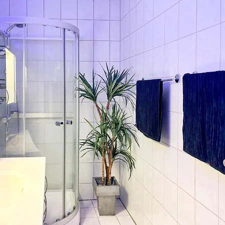 5 Minutes Walk From Sentrum Apartment