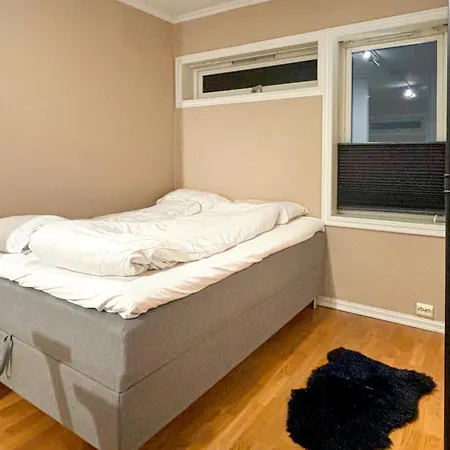 Apartamento 5 Minutes Walk From Sentrum Tromsø
