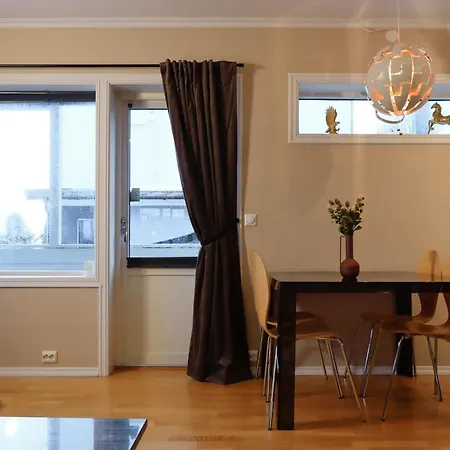 Elegant With Northern Lights View *