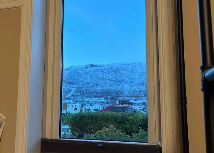 Elegant With Northern Lights View Apartmán *