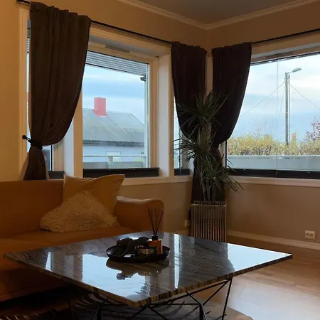 Elegant With Northern Lights View شقة *